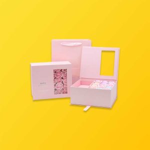Custom-Gift-Boxes-With-Window-1