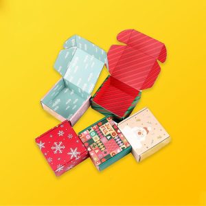 Custom Christmas Mailer Boxes